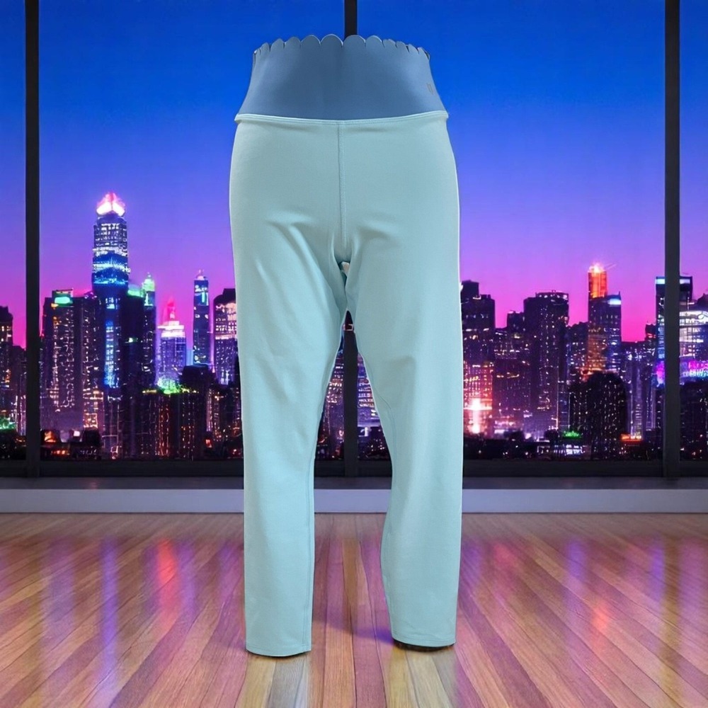 Eleven Pretty Power Legging‎ Ice Blue Scallop Waist Athleisure Pants Size Large